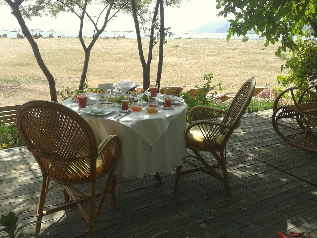 Bellerofon Beach Otel Çıralı Exteriör bild