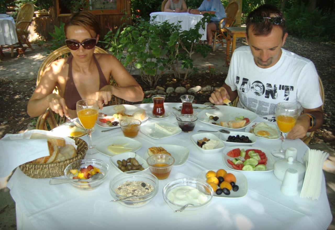 Bellerofon Beach Otel Çıralı Exteriör bild
